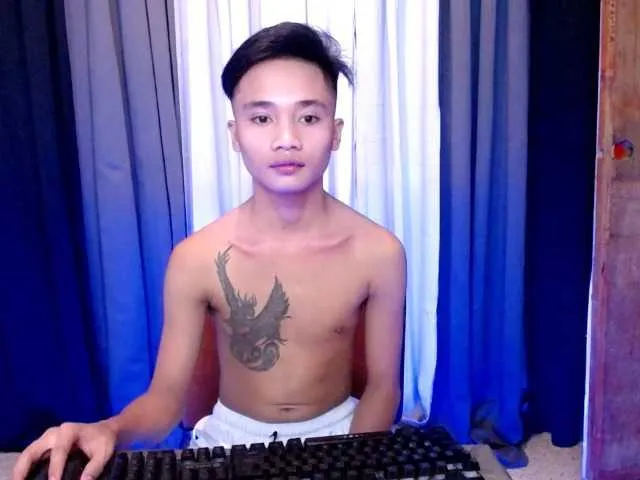 Live sex webcam photo for AlexanderSky #275439277