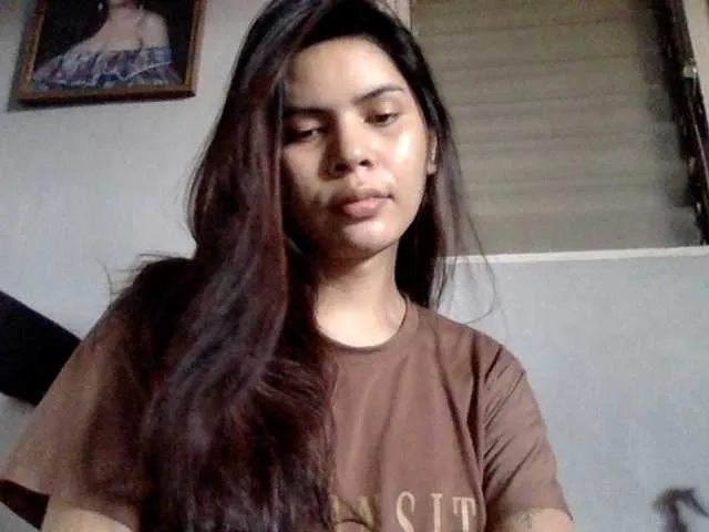 Live sex webcam photo for AlexandraKeen #291969937