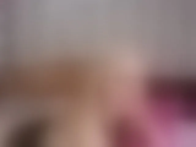 Live sex webcam photo for AlexandraXKitty #293501559