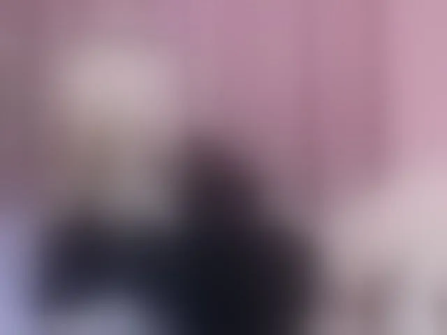 Live sex webcam photo for AlexandraXKitty #293588683