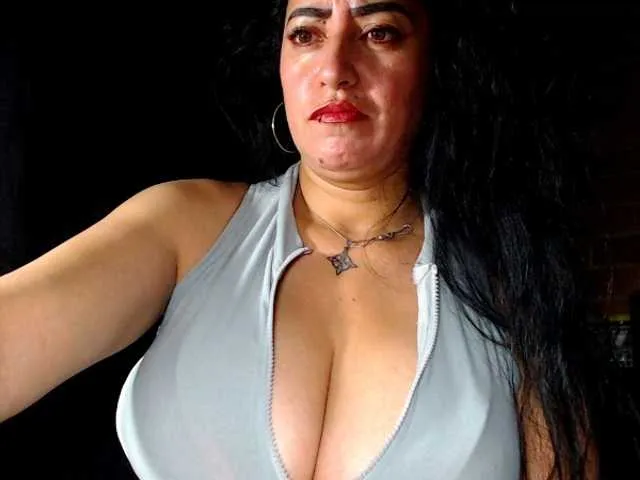 Live sex webcam photo for AlexandrinaFenix #292317972