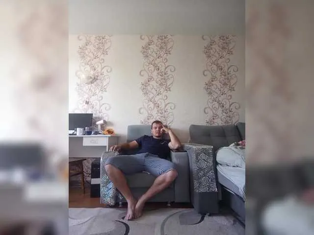 Live sex webcam photo for Alexey070583 #290005486