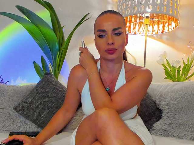 Live sex webcam photo for AlexiaLexx #277212668