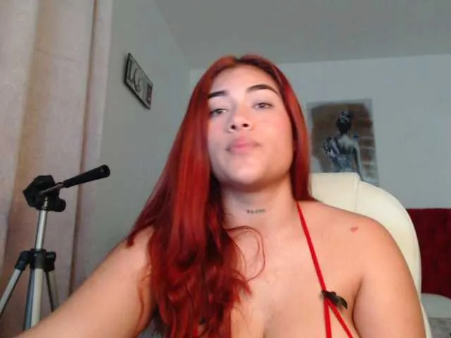 Live sex webcam photo for Alexiahotxxx #273670489