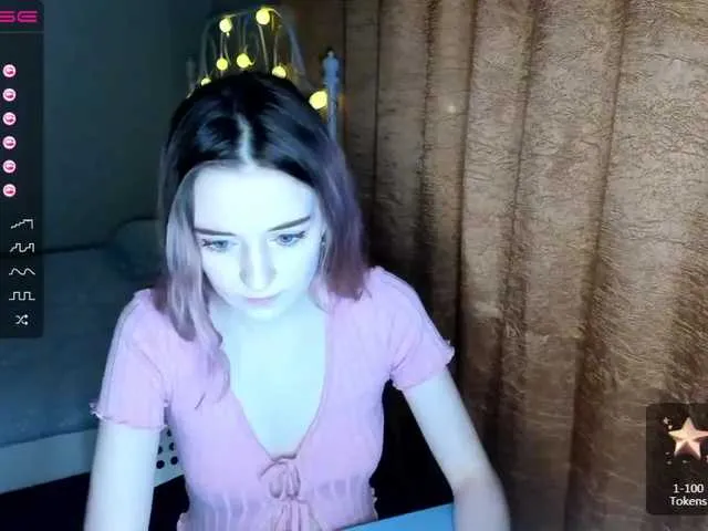 Live sex webcam photo for Alexis-Miss #288024702