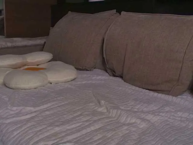 Live sex webcam photo for AlexisGrays #291828314