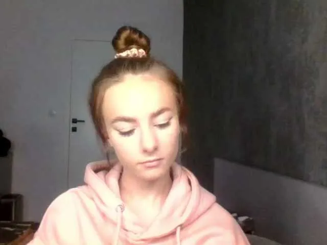 Live sex webcam photo for AlexisSmart #273551140