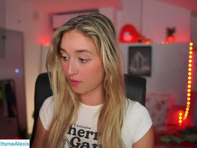 Live sex webcam photo for AlexisTexas18 #291378801