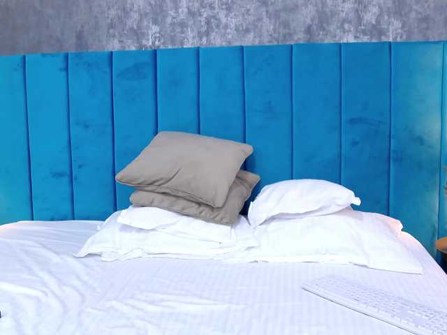 Live sex webcam photo for AlexisssAngel #271718196