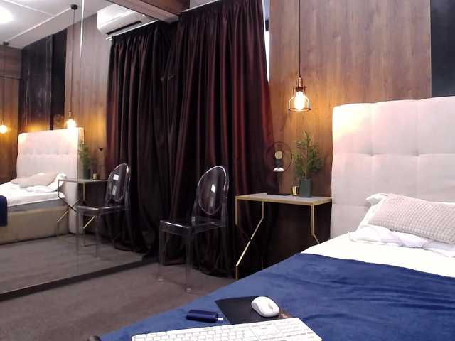 Live sex webcam photo for AlexisssAngel #272509572