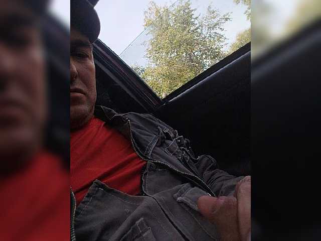 Live sex webcam photo for Alexkor0513 #276402344