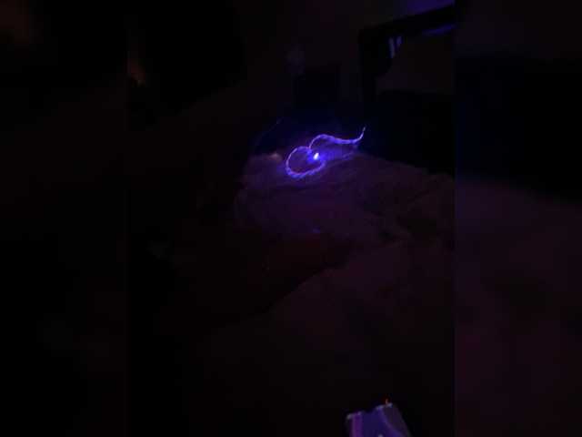 Live sex webcam photo for Alexks4 #276417446