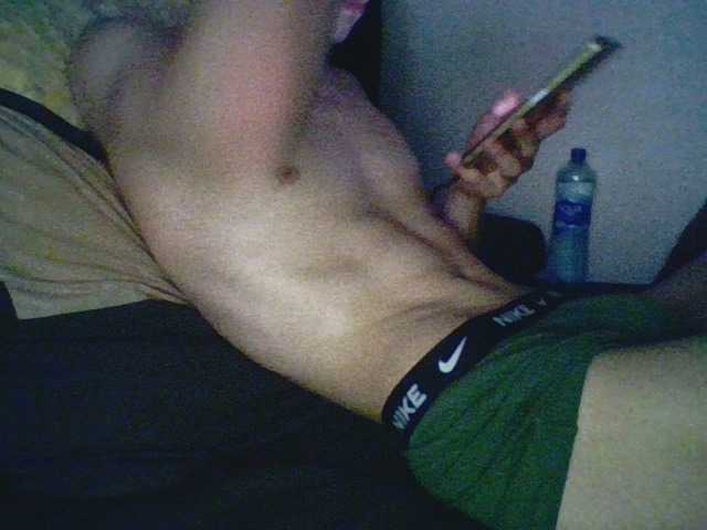 Live sex webcam photo for Alexks4 #288264924