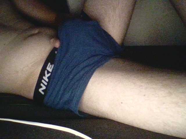 Live sex webcam photo for Alexks4 #289355869