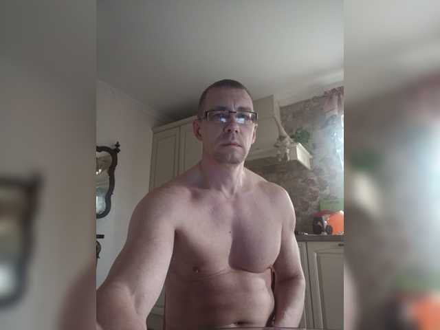 Live sex webcam photo for Alexmensooo #277824457