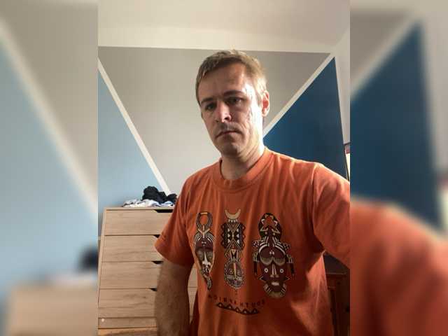 Live sex webcam photo for Alexn-k #277985252