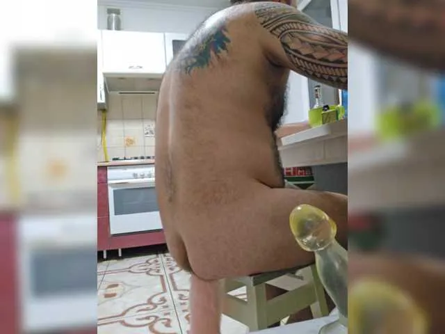 Live sex webcam photo for Alexx0093 #291149300