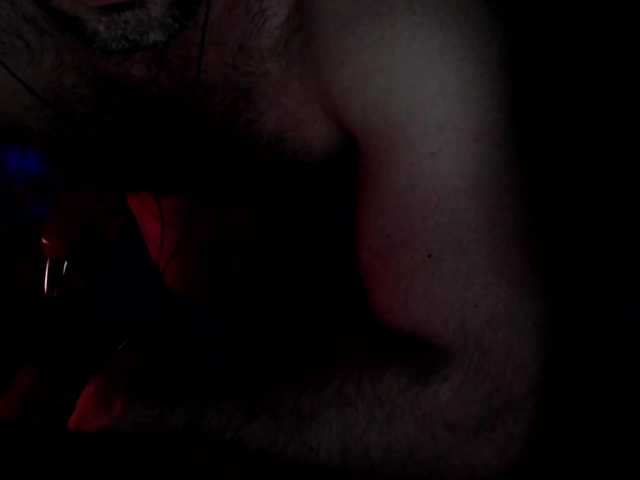 Live sex webcam photo for AlexxBong #273400733