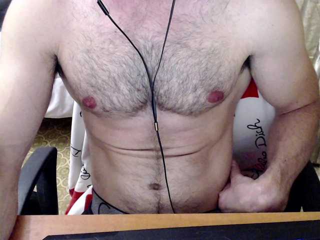 Live sex webcam photo for AlexxBong #275772632