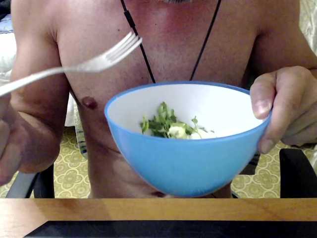 Live sex webcam photo for AlexxBong #276132649