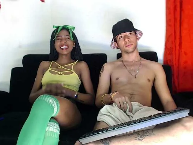 Live sex webcam photo for AlexxaYOrucso #272893276