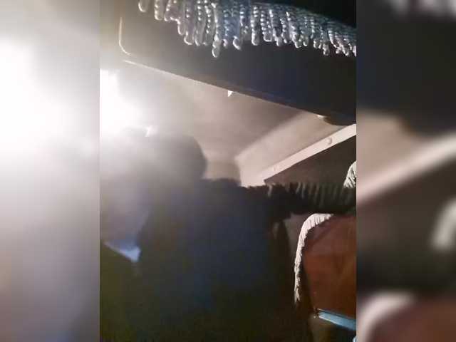 Live sex webcam photo for AlexxxAlexxxP #291882053