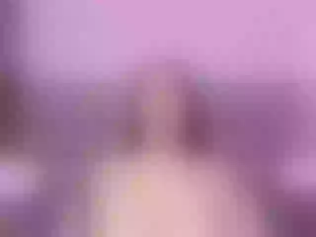 Live sex webcam photo for AliDenver #275992183