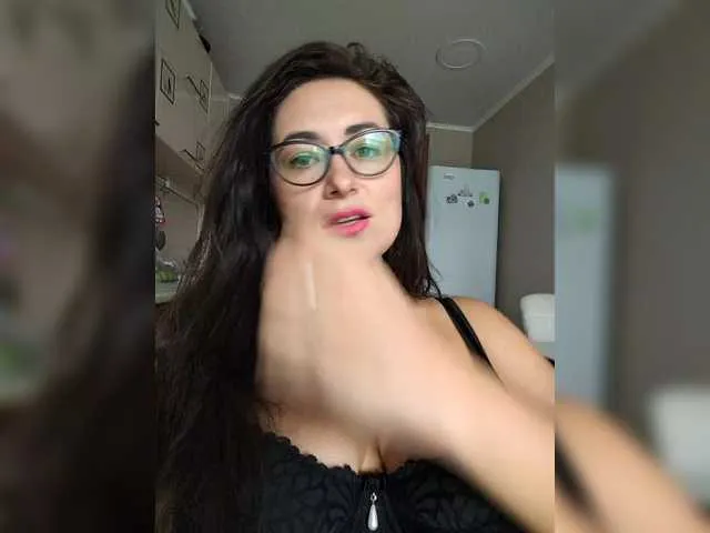 Live sex webcam photo for AlicaMiller #291733529