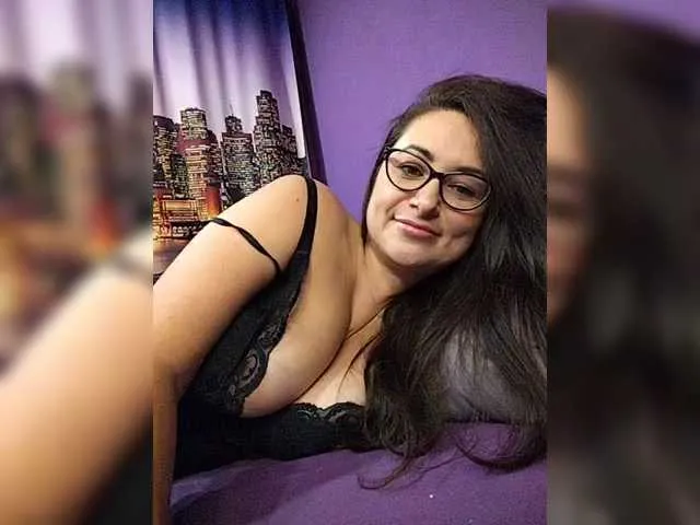 Live sex webcam photo for AlicaMiller #293702690