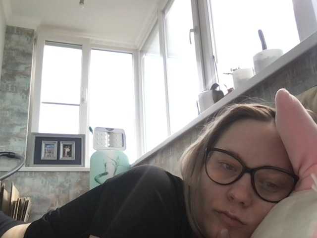 Live sex webcam photo for Alice-Works-on-Mortgage #277837059