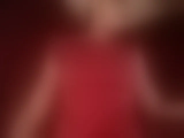Live sex webcam photo for Alice-blaker #293898157