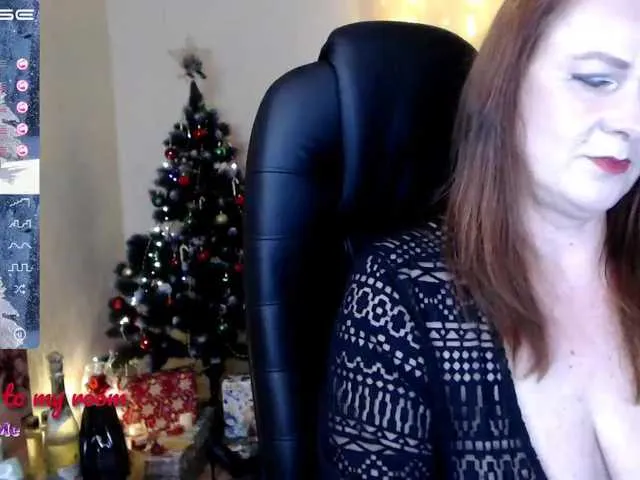 Live sex webcam photo for Alice333 #271875031