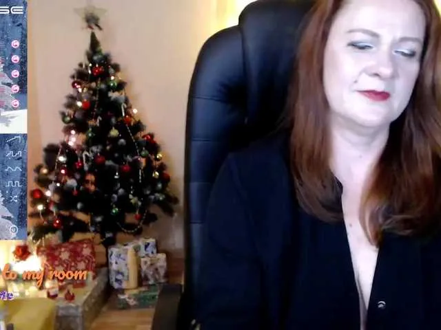 Live sex webcam photo for Alice333 #271886394