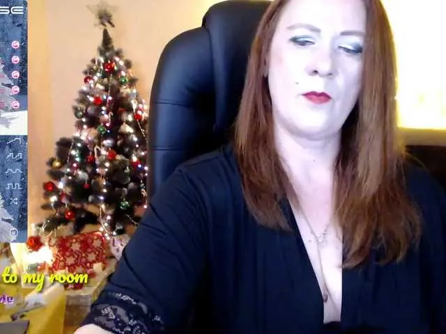 Live sex webcam photo for Alice333 #271935760