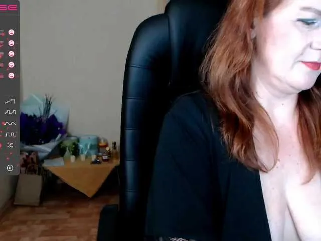 Live sex webcam photo for Alice333 #272375335