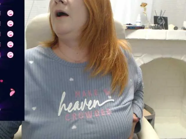 Live sex webcam photo for Alice333 #276740588