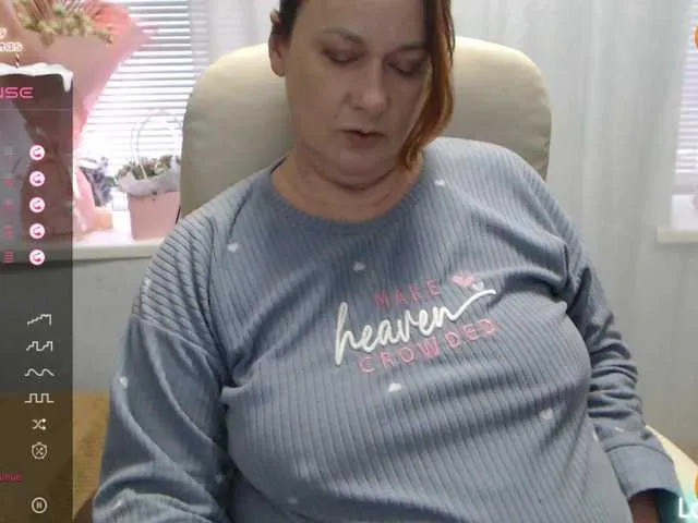 Live sex webcam photo for Alice333 #277137519