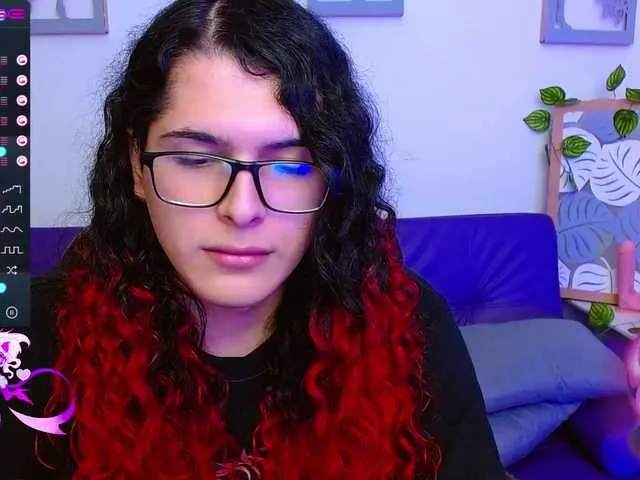 Live sex webcam photo for AliceBathory1 #273277638