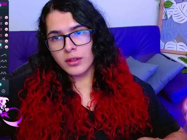 Live sex webcam photo for AliceBathory1 #273352478