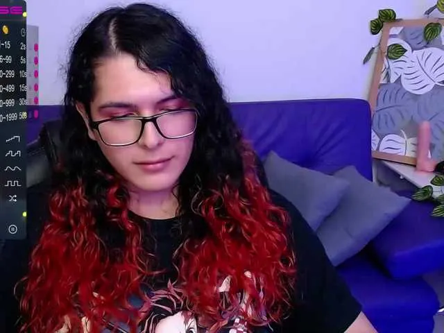 Live sex webcam photo for AliceBathory1 #273759529