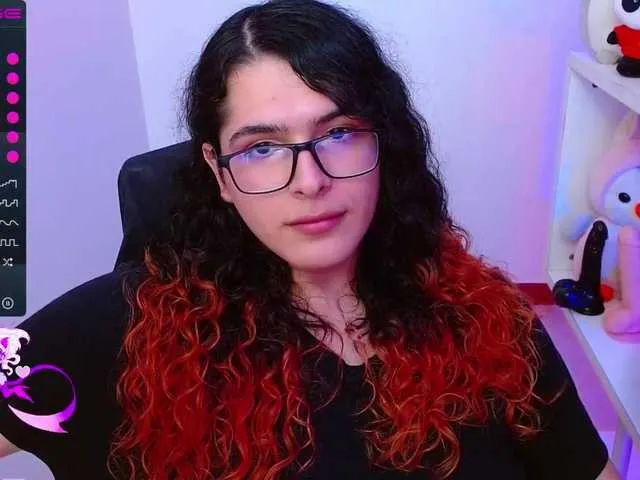 Live sex webcam photo for AliceBathory1 #274005745