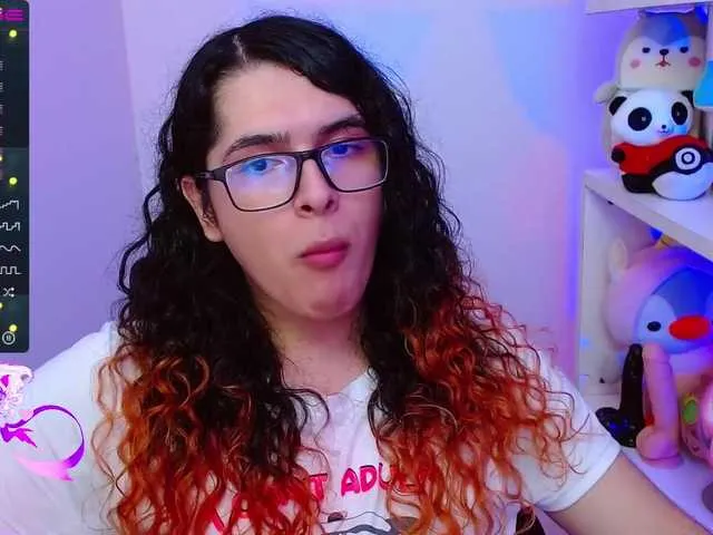 Live sex webcam photo for AliceBathory1 #274269644