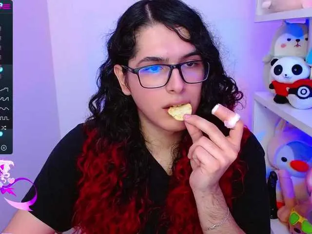 Live sex webcam photo for AliceBathory1 #274379051