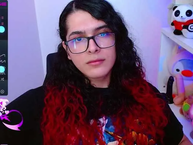 Live sex webcam photo for AliceBathory1 #274385125