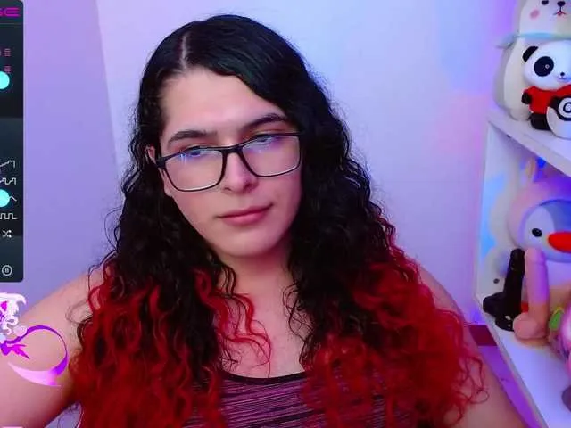 Live sex webcam photo for AliceBathory1 #274493874