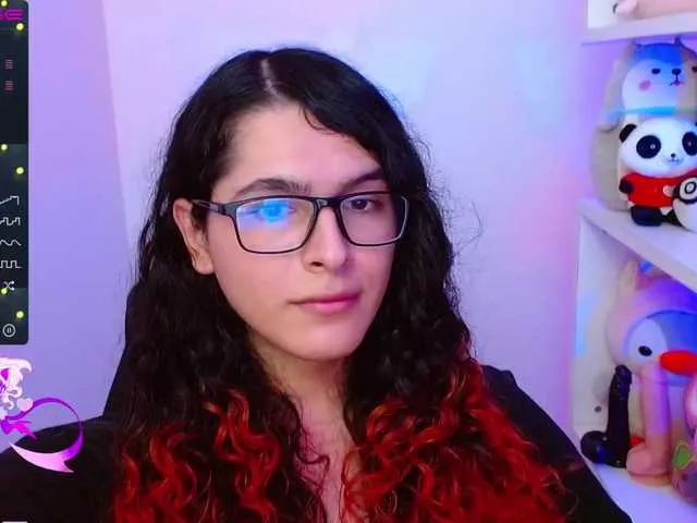 Live sex webcam photo for AliceBathory1 #274685780