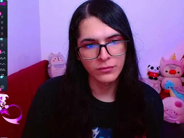 Live sex webcam photo for AliceBathory1 #275482697