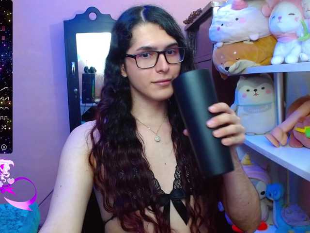 Live sex webcam photo for AliceBathory1 #290860908