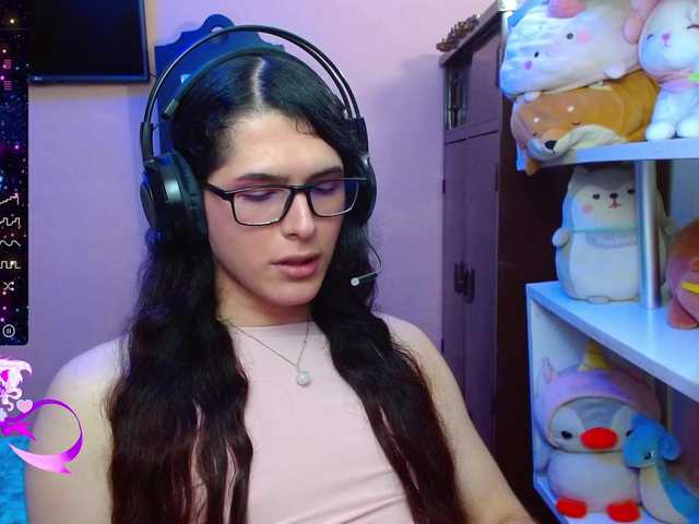 Live sex webcam photo for AliceBathory1 #290987548