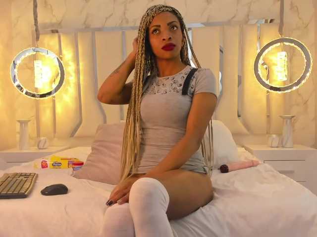 Live sex webcam photo for AliceBroown #272243711